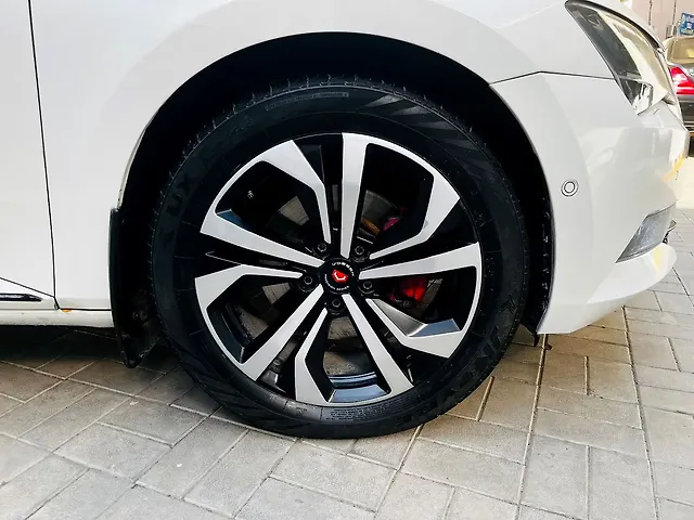 Used Skoda Superb [2016-2020] L&K TSI AT in Delhi