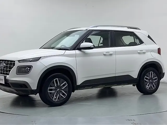 Used 2022 Hyundai Venue in Delhi