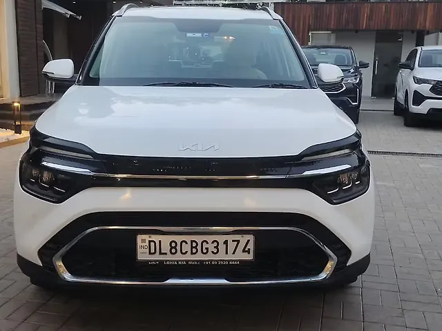 Used 2023 Kia Carens in Delhi