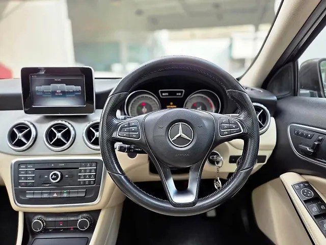 Used Mercedes-Benz GLA [2014-2017] 200 Sport in Delhi