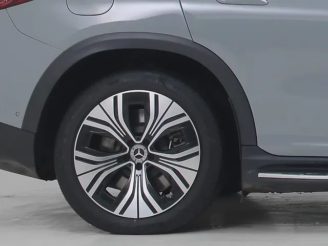 Used Mercedes-Benz EQE SUV 500 4MATIC in Delhi Used Mercedes-Benz EQE SUV 500 4MATIC in Delhi