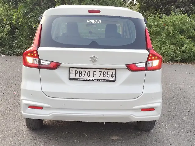 Used Maruti Suzuki Ertiga VXi in Delhi