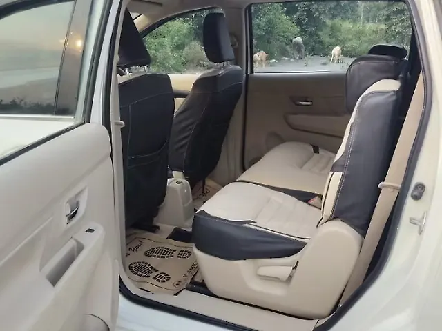Used Maruti Suzuki Ertiga VXi in Delhi