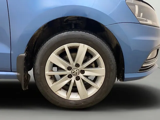 Used Volkswagen Ameo Highline Plus 1.5L AT (D)16 Alloy in Hyderabad