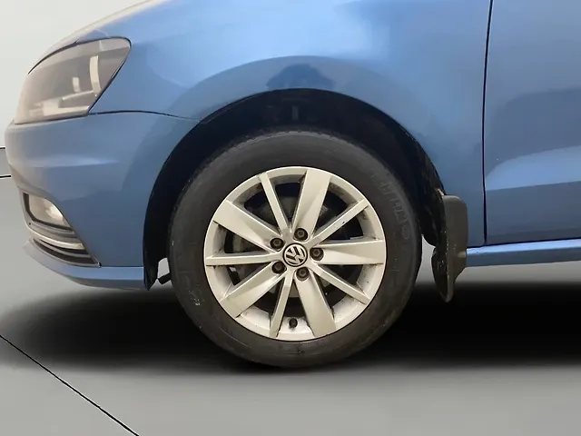 Used Volkswagen Ameo Highline Plus 1.5L AT (D)16 Alloy in Hyderabad