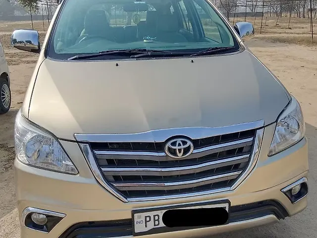Used 2010 Toyota Innova in Ludhiana