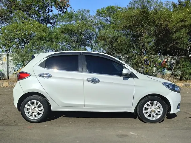 Used Tata Tiago [2016-2020] Revotorq XZ w/o Alloy [2018-2019] in Pune
