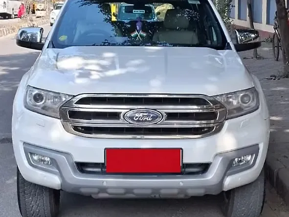 Used 2016 Ford Endeavour in Lucknow