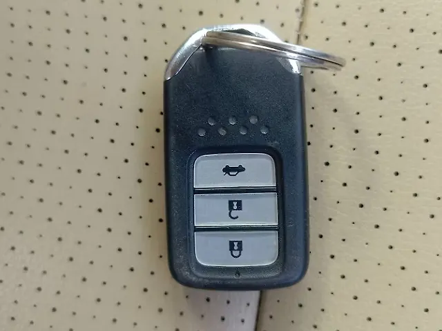 Used Honda City 4th Generation VX CVT Petrol in Ahmedabad