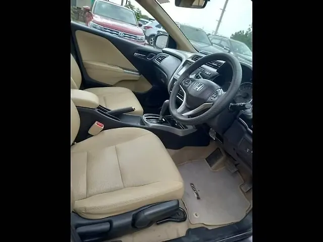 Used Honda City 4th Generation VX CVT Petrol in Ahmedabad