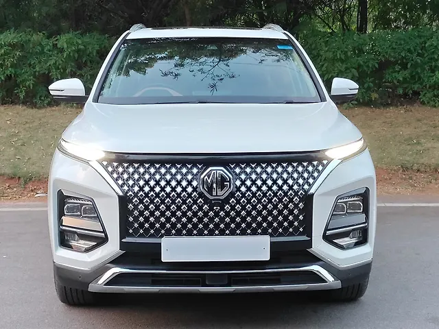 Used 2023 MG Hector Plus in Hyderabad Used 2023 MG Hector Plus in Hyderabad