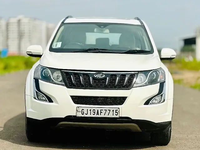 Used 2016 Mahindra XUV500 in Surat