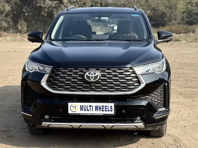 Used 2024 Toyota Innova Hycross in Delhi