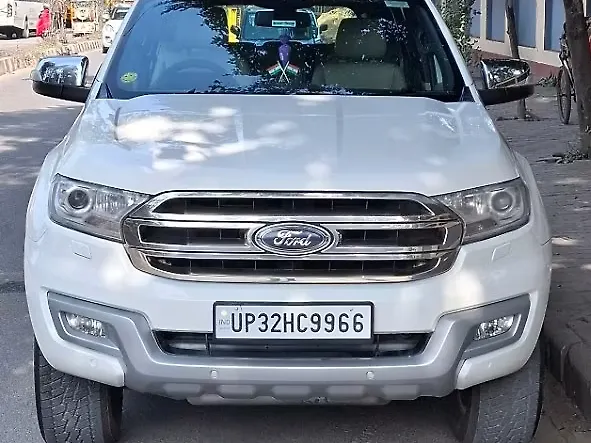 Used 2016 Ford Endeavour in Lucknow