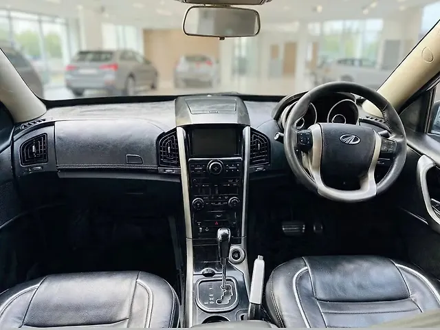 Used Mahindra XUV500 W11 (O) AT in Delhi Used Mahindra XUV500 W11 (O) AT in Delhi