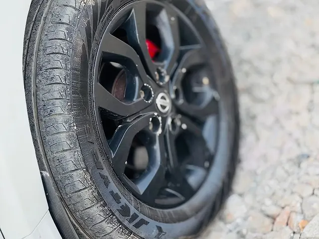 Used Nissan Terrano [2013-2017] XL (D) in Surat