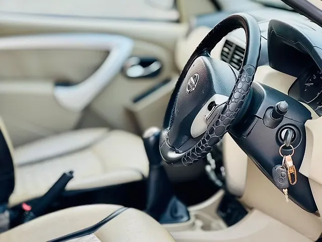 Used Nissan Terrano [2013-2017] XL (D) in Surat