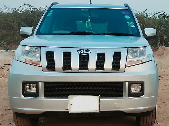 Used 2017 Mahindra TUV300 in Agra Used 2017 Mahindra TUV300 in Agra