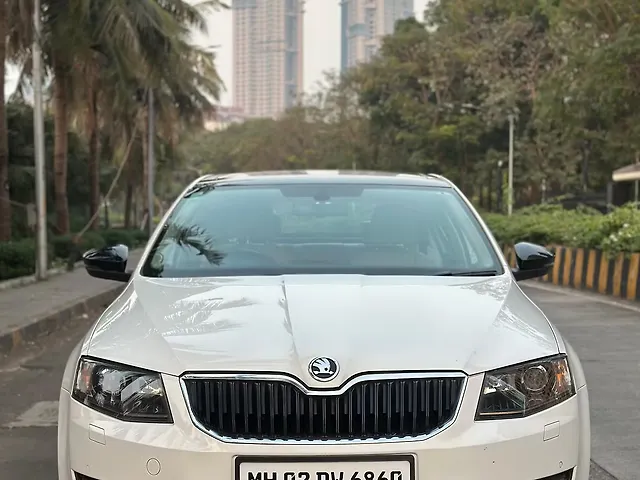 Used 2015 Skoda Octavia in Mumbai