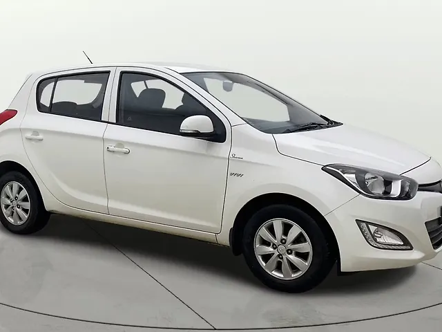 Used 2013 Hyundai i20 in Ahmedabad