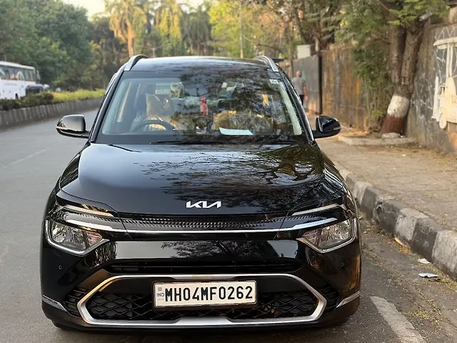 Used 2024 Kia Carens in Mumbai