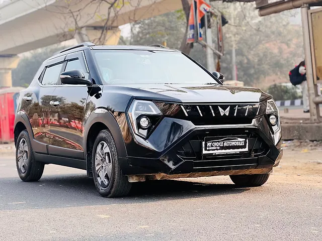 Used 2024 Mahindra XUV300 in Delhi