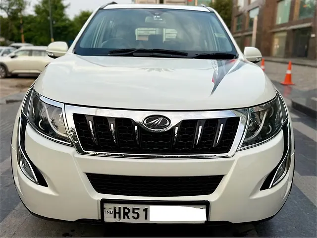 Used 2017 Mahindra XUV500 in Delhi