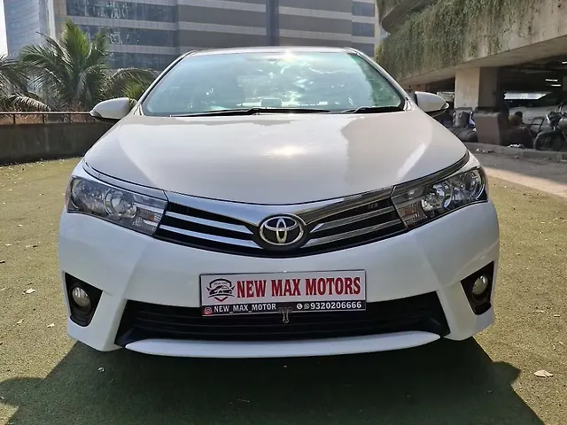 Used 2015 Toyota Corolla Altis in Mumbai