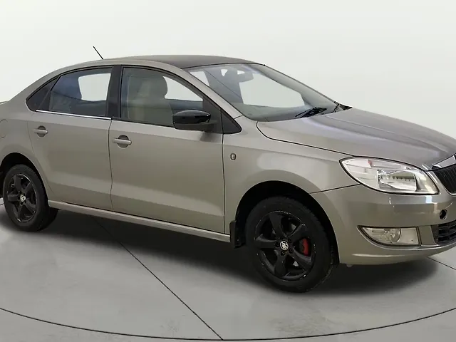 Used 2015 Skoda Rapid in Thane