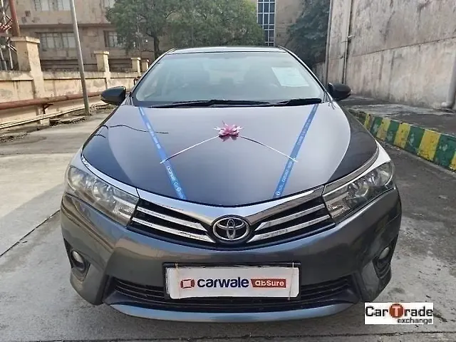 Used 2015 Toyota Corolla Altis in Noida
