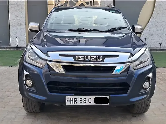 Used 2021 Isuzu D-Max V-Cross in Delhi