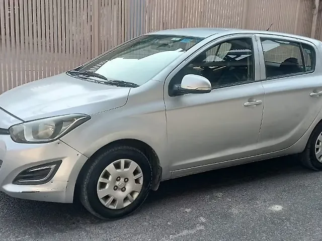 Used Hyundai i20 [2010-2012] Magna 1.2 in Bareilly