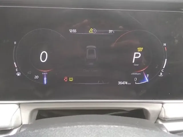 Used Mahindra Old Generation XUV700 AX 7 Petrol AT Luxury Pack 7 STR [2021] in Delhi