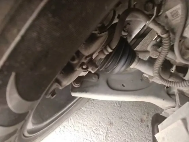 Used Mahindra Old Generation XUV700 AX 7 Petrol AT Luxury Pack 7 STR [2021] in Delhi