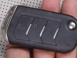 Used Mahindra Old Generation XUV700 AX 7 Petrol AT Luxury Pack 7 STR [2021] in Delhi