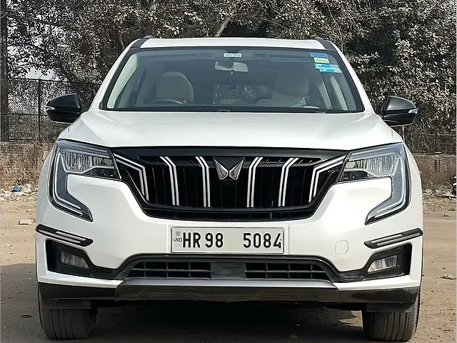 Used 2022 Mahindra XUV700 in Delhi