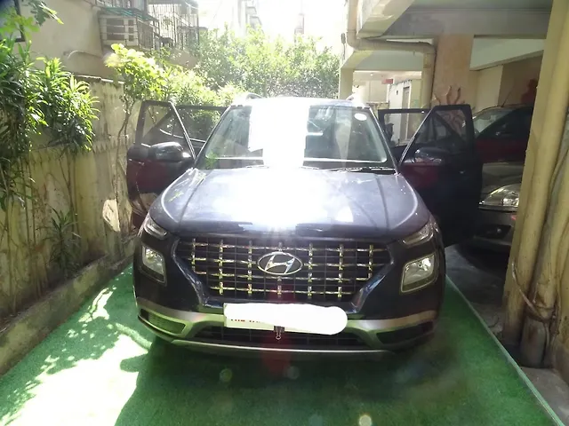 Used 2020 Hyundai Venue in Kolkata