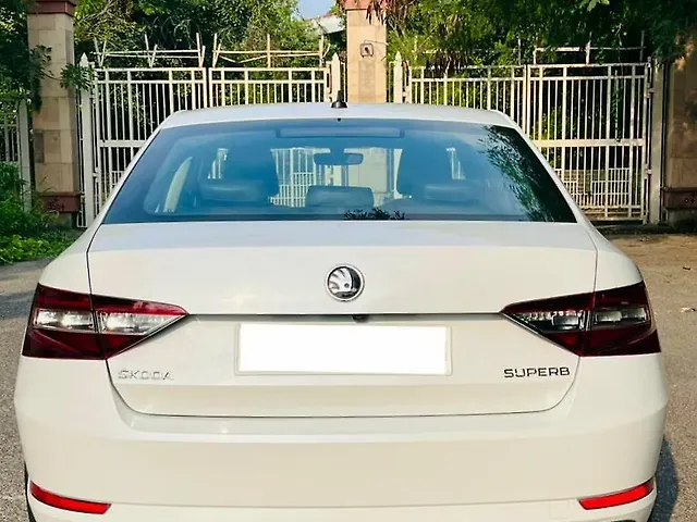 Used 2019 Skoda Superb in Delhi