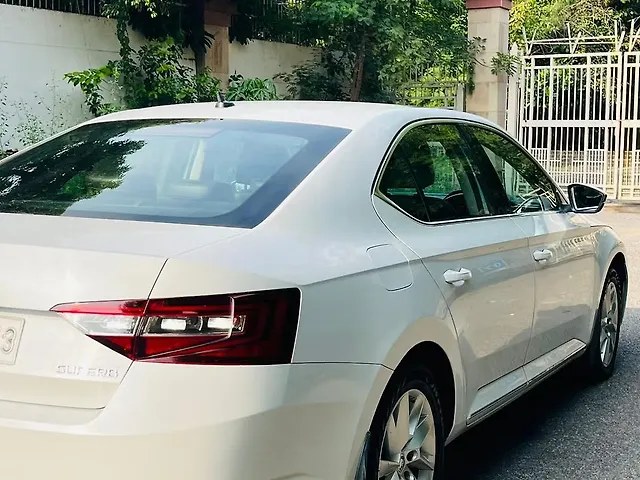 Used Skoda Superb [2016-2020] L&K TDI AT in Delhi