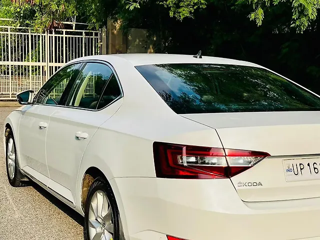Used Skoda Superb [2016-2020] L&K TDI AT in Delhi