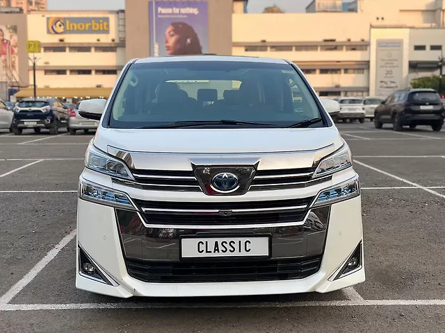 Used 2023 Toyota Vellfire in Mumbai