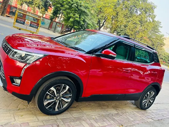 Used 2020 Mahindra XUV300 in Allahabad Used 2020 Mahindra XUV300 in Allahabad
