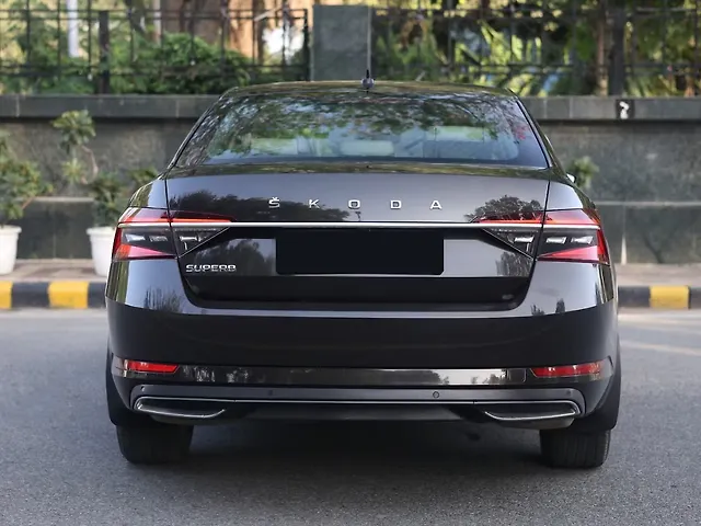 Used Skoda Superb [2016-2020] L&K TSI AT in Delhi