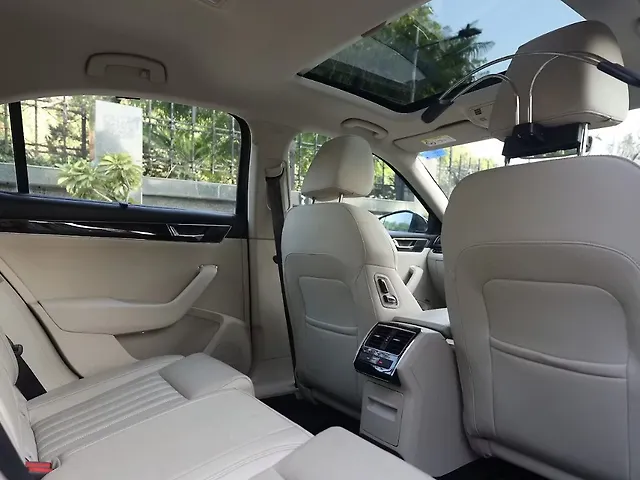 Used Skoda Superb [2016-2020] L&K TSI AT in Delhi