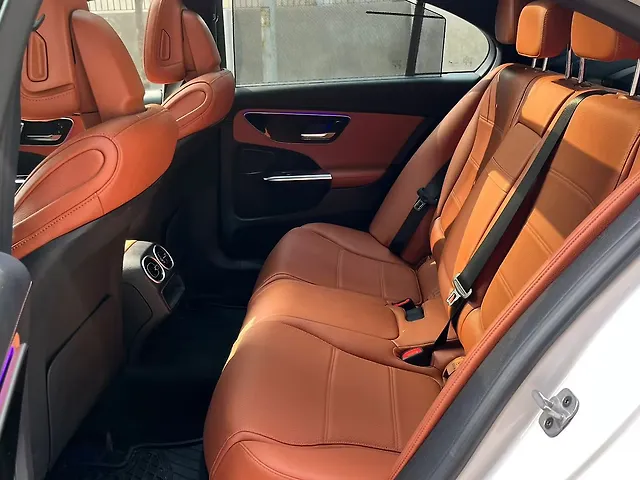 Used Mercedes-Benz C-Class C 200 in Delhi