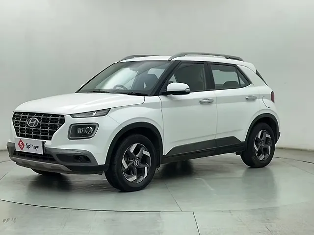 Used 2022 Hyundai Venue in Mumbai