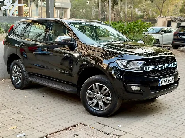 Used 2017 Ford Endeavour in Mumbai