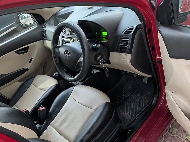 Used Hyundai Eon Era + in Lucknow