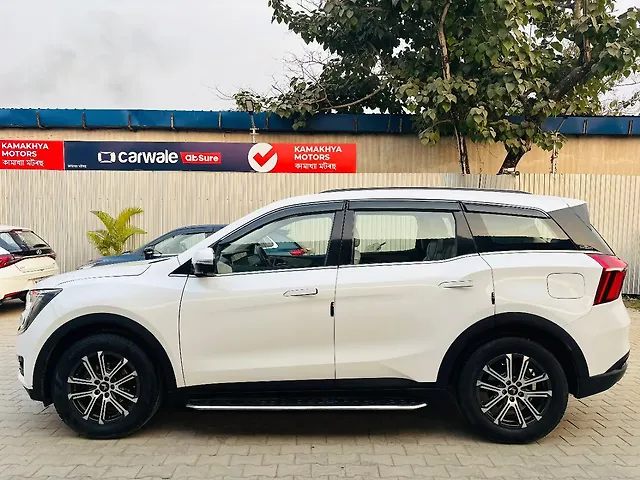 Used Mahindra Old Generation XUV700 AX7 Luxury Pack 2WD Diesel 2.2L Turbo Manual 7 STR in Guwahati