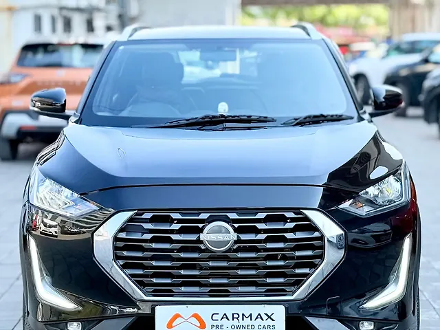 Used 2022 Nissan Magnite in Surat